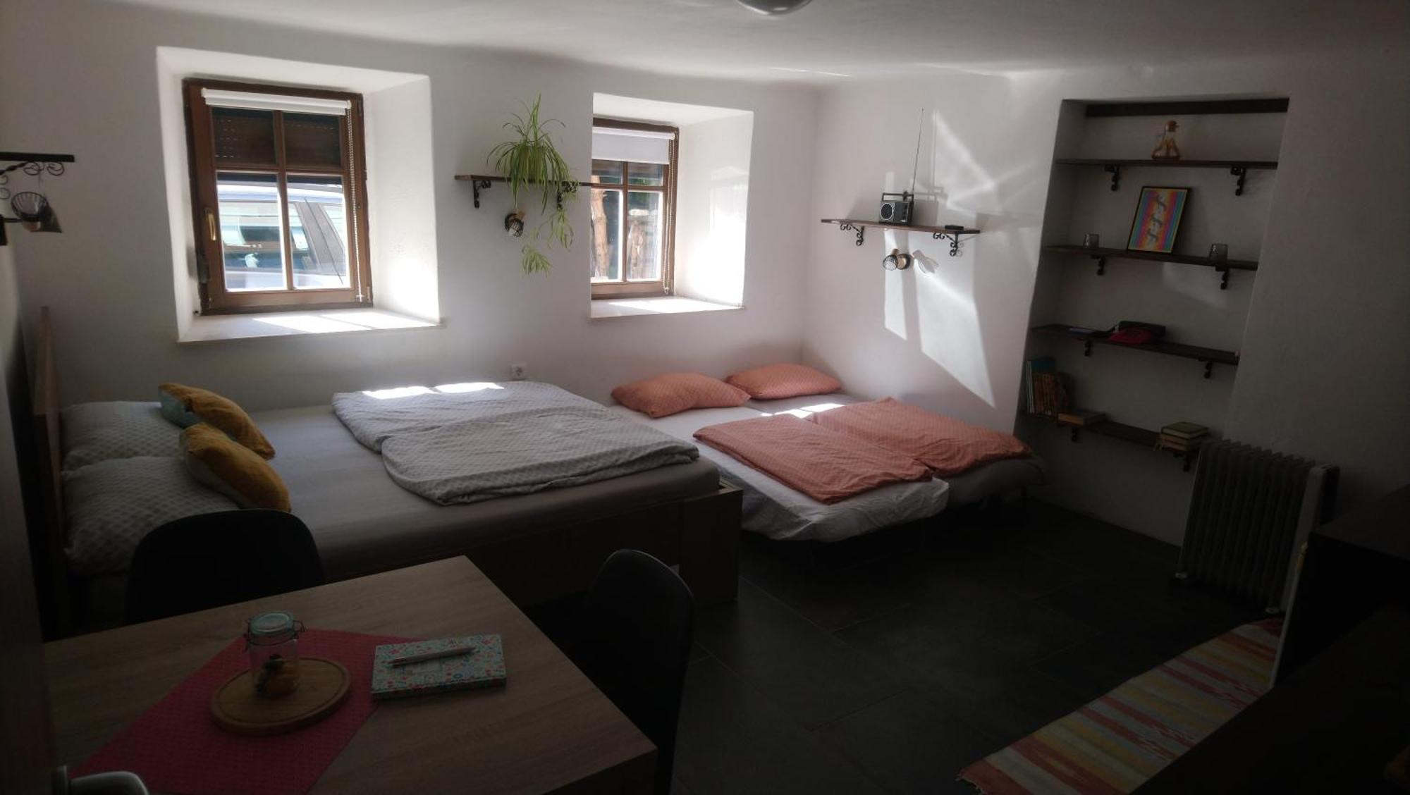 Apartment Slovan Skofja Loka Bagian luar foto